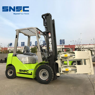2000 kg de chariot élévateur diesel personnalisé 2 étages / 3 étages mât