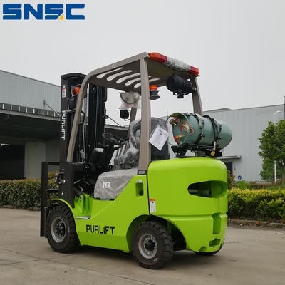 Nissan Forklift FL18 4000lbs Canada Forklifter Alimenté à l'essence