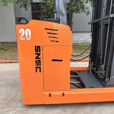 SNSC 2000kg Camion électrique à portée de main Moteur à courant alternatif à triple maste de 7,5 m