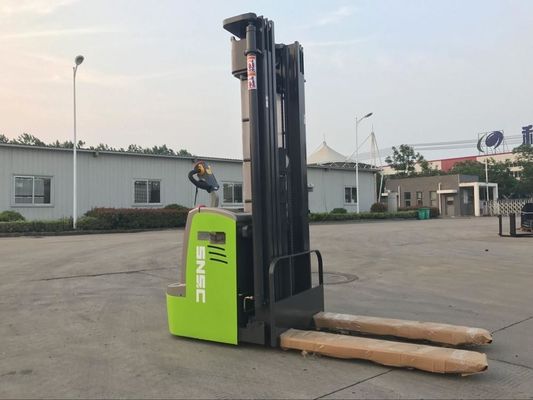 Pâte à palettes à l'énergie de l'entrepôt 2 tonnes contre-balance